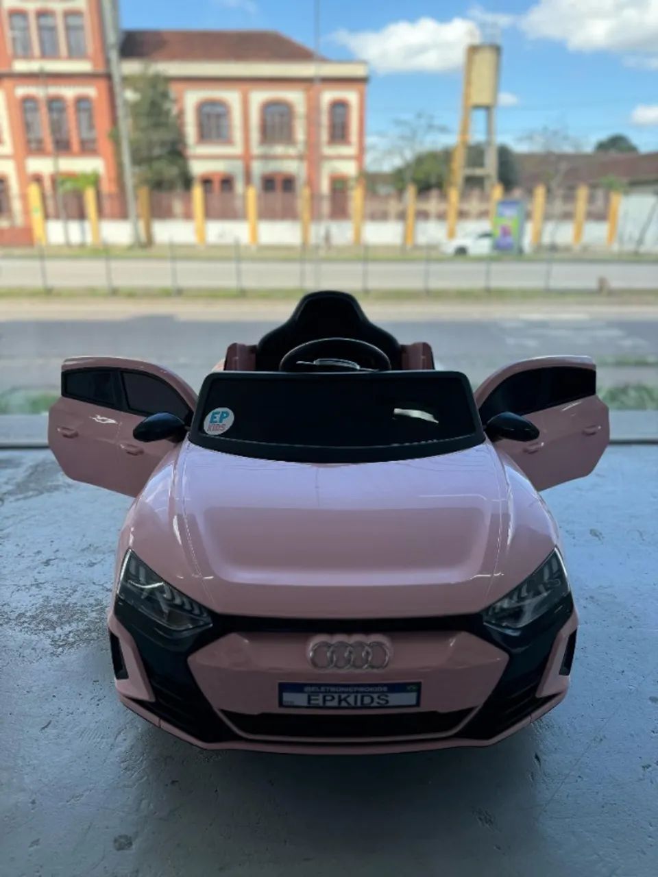 Carrinho Elétrico Infantil 12v Audi Cor Rosa - Foto 3