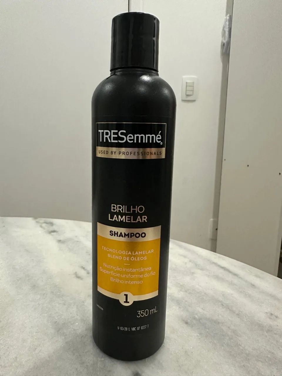 Shampoo Tresemmé Brilho Lamelar 350ml - Foto 2