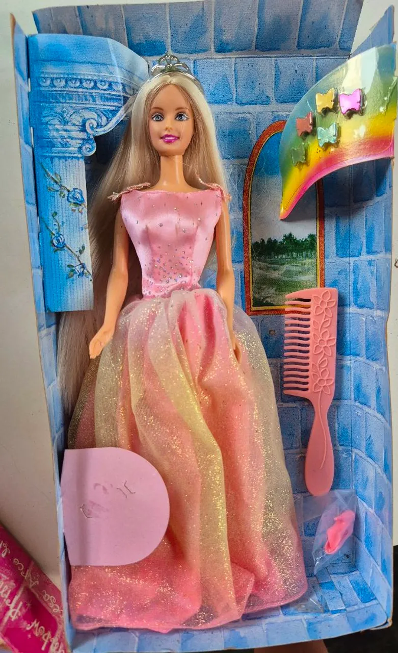 Barbie Rainbow Princess