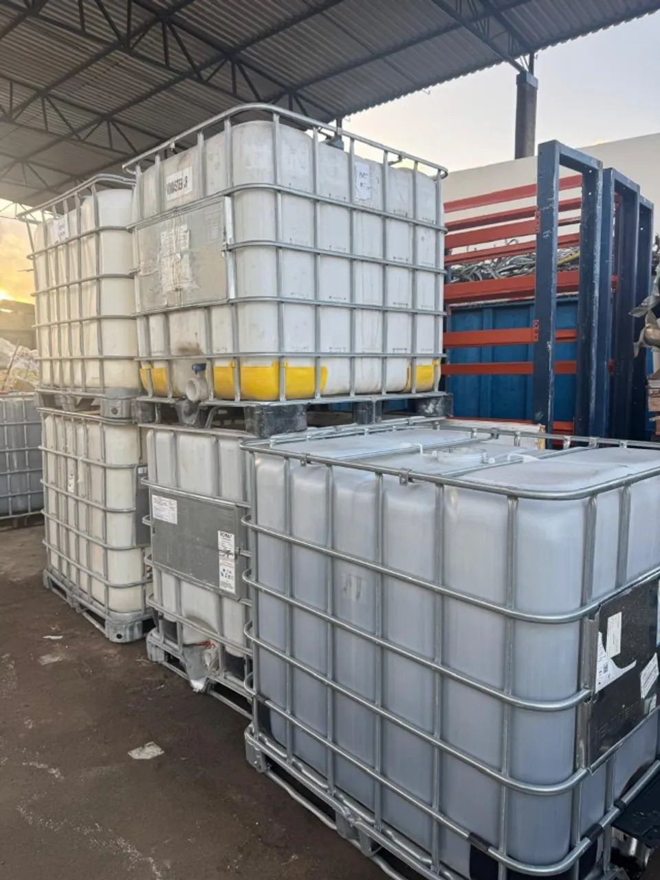 CAIXA DE IBC 1.000 LITROS
