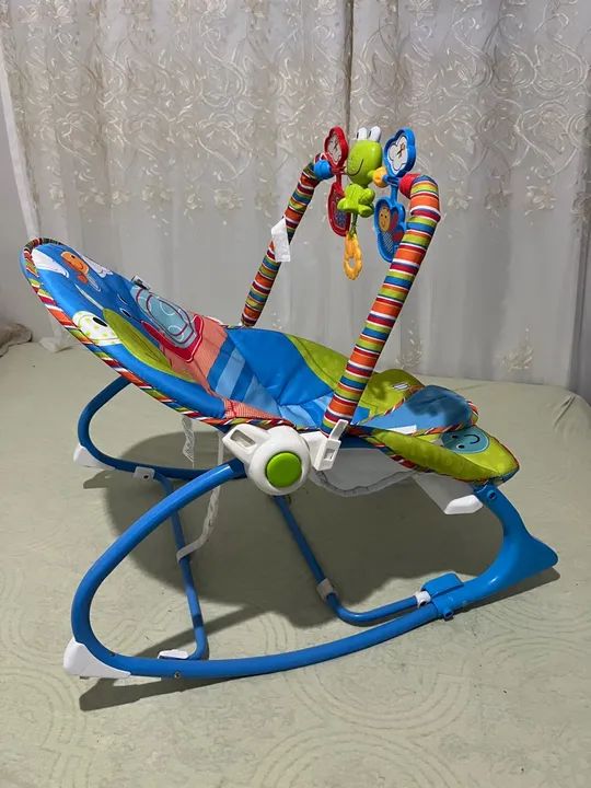 Cadeirinha que vibra e toca - Foto 3