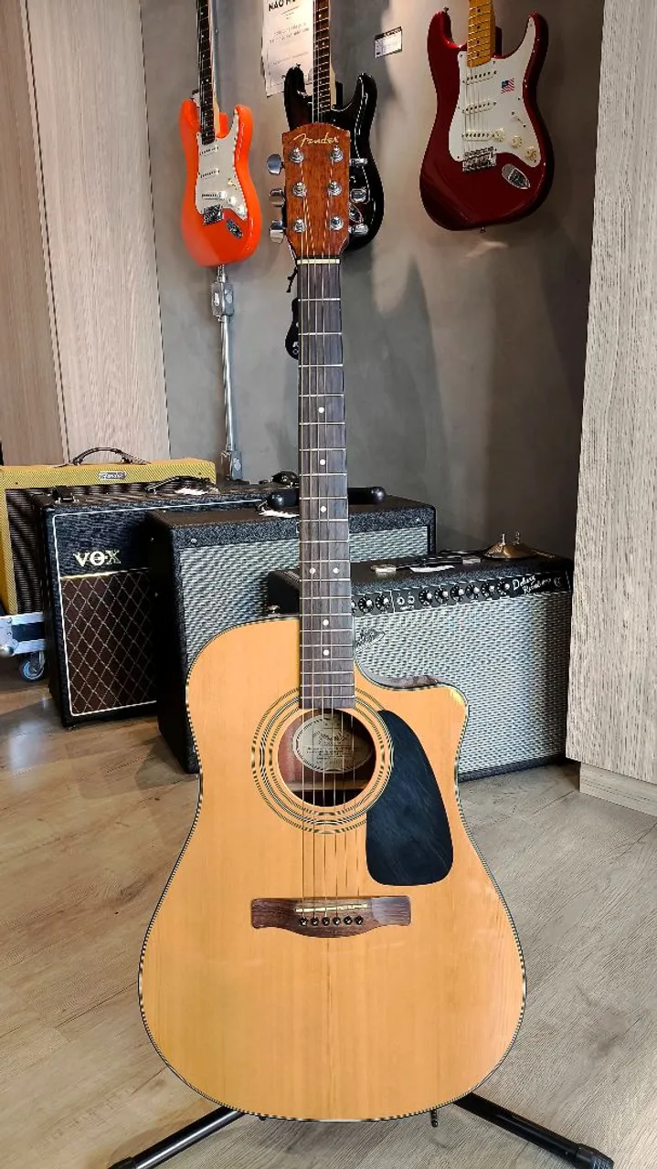 Violão Fender Elétrico CD-60 com afinador embutido e bag