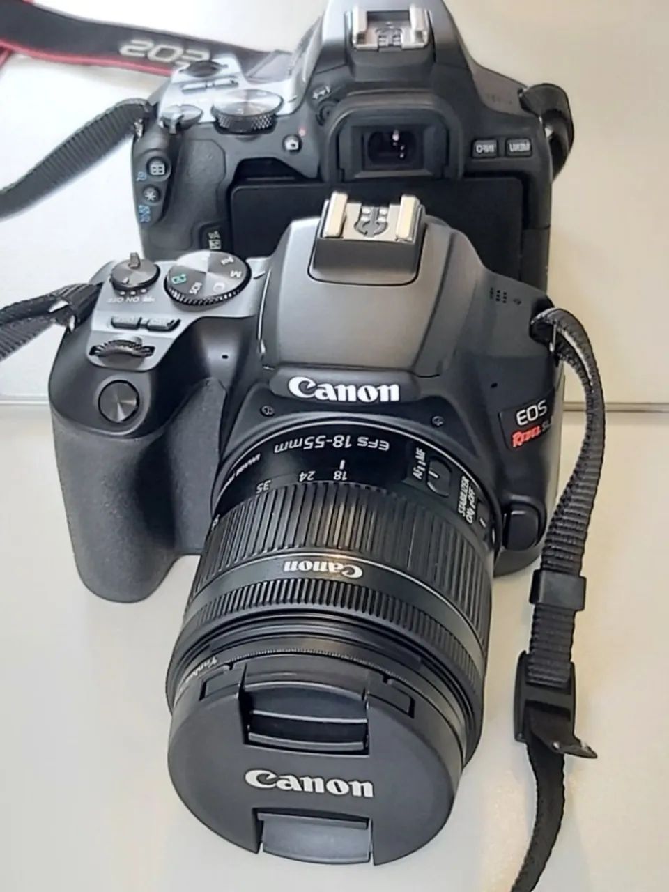 Câmera EOS Rebel SL3 com Lente EF-S 18-55mm