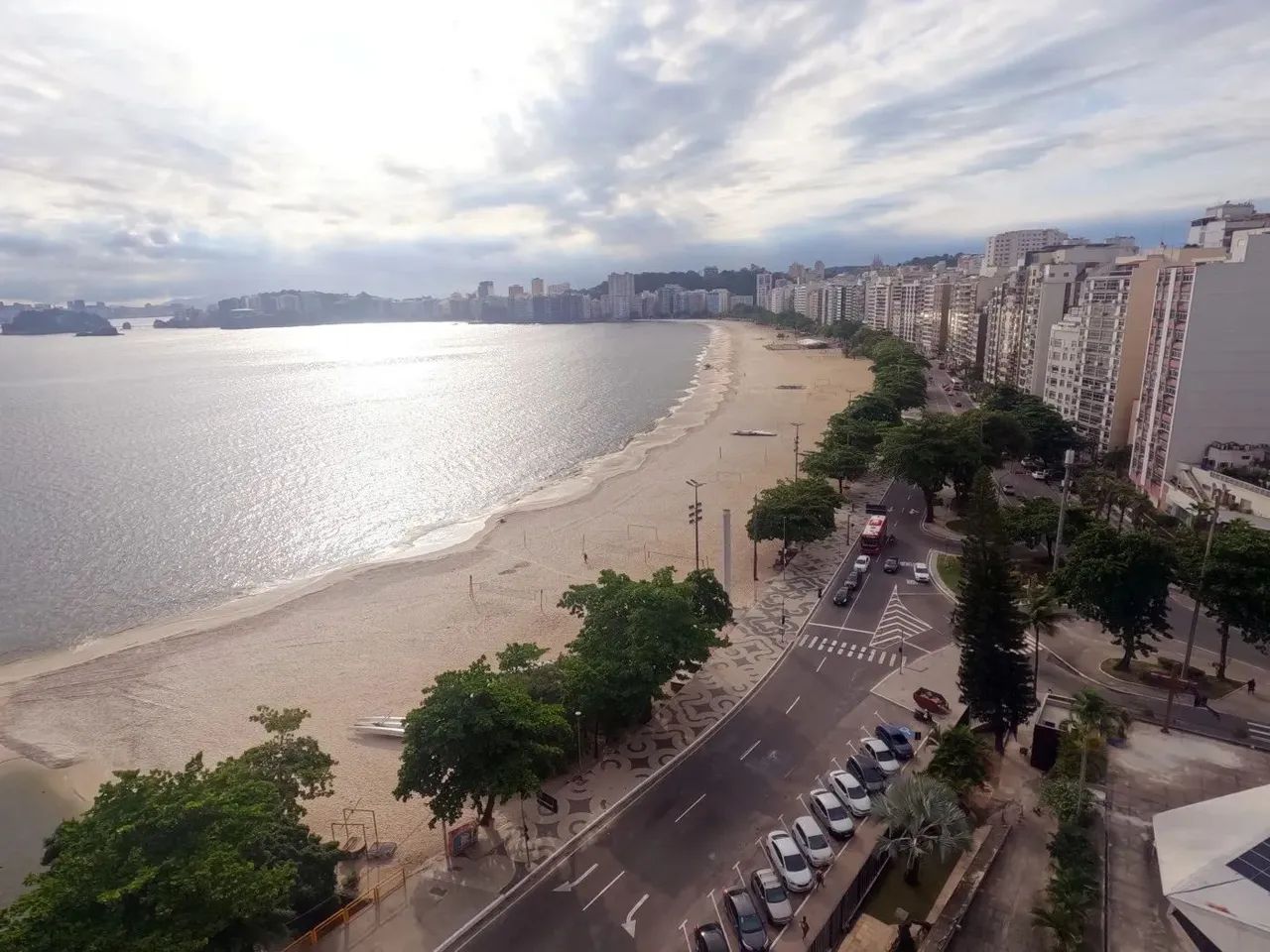 Apartamento para Locação em Niterói, Icaraí, 4 dormitórios, 3 suítes, 4 banheiros, 2 vagas