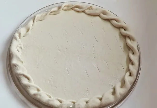 Massa de Pizza com borda trança CBA E VG. ENTREGO