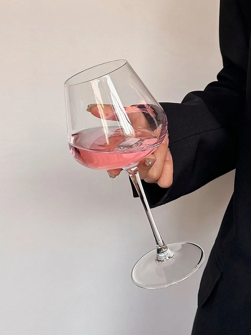 Taça de Vinho - Cristal - 650ml - Foto 4