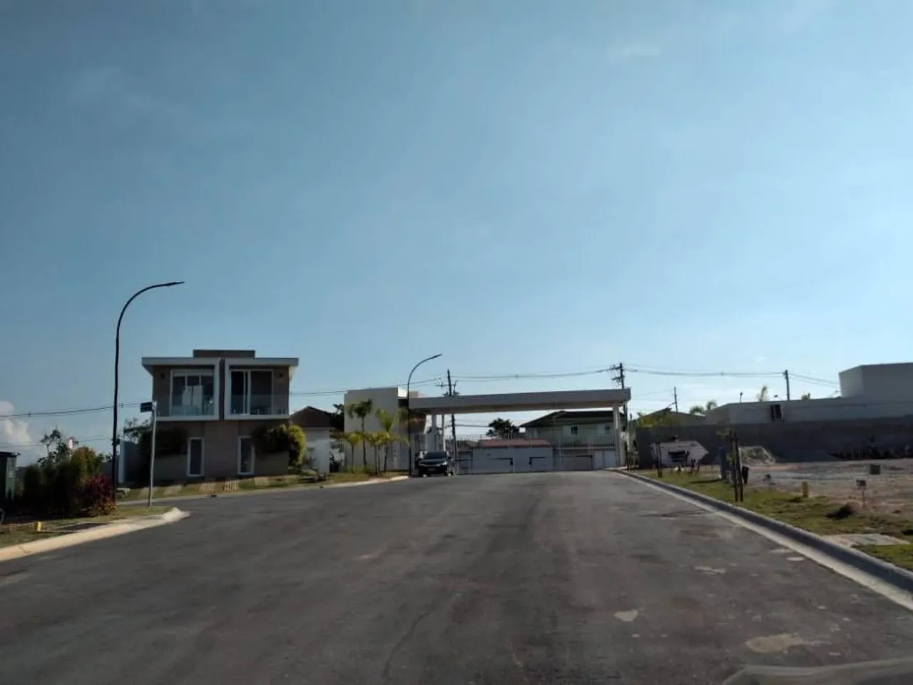 Terreno à venda, 125 m² plano, Em Condomínio Fechado na Granja Viana - Cotia/SP