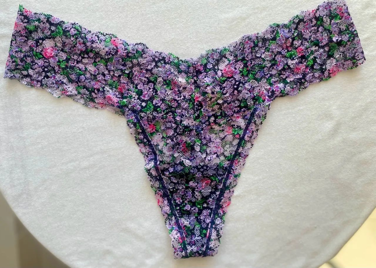 LINGERIE VICTORIA? SECRET