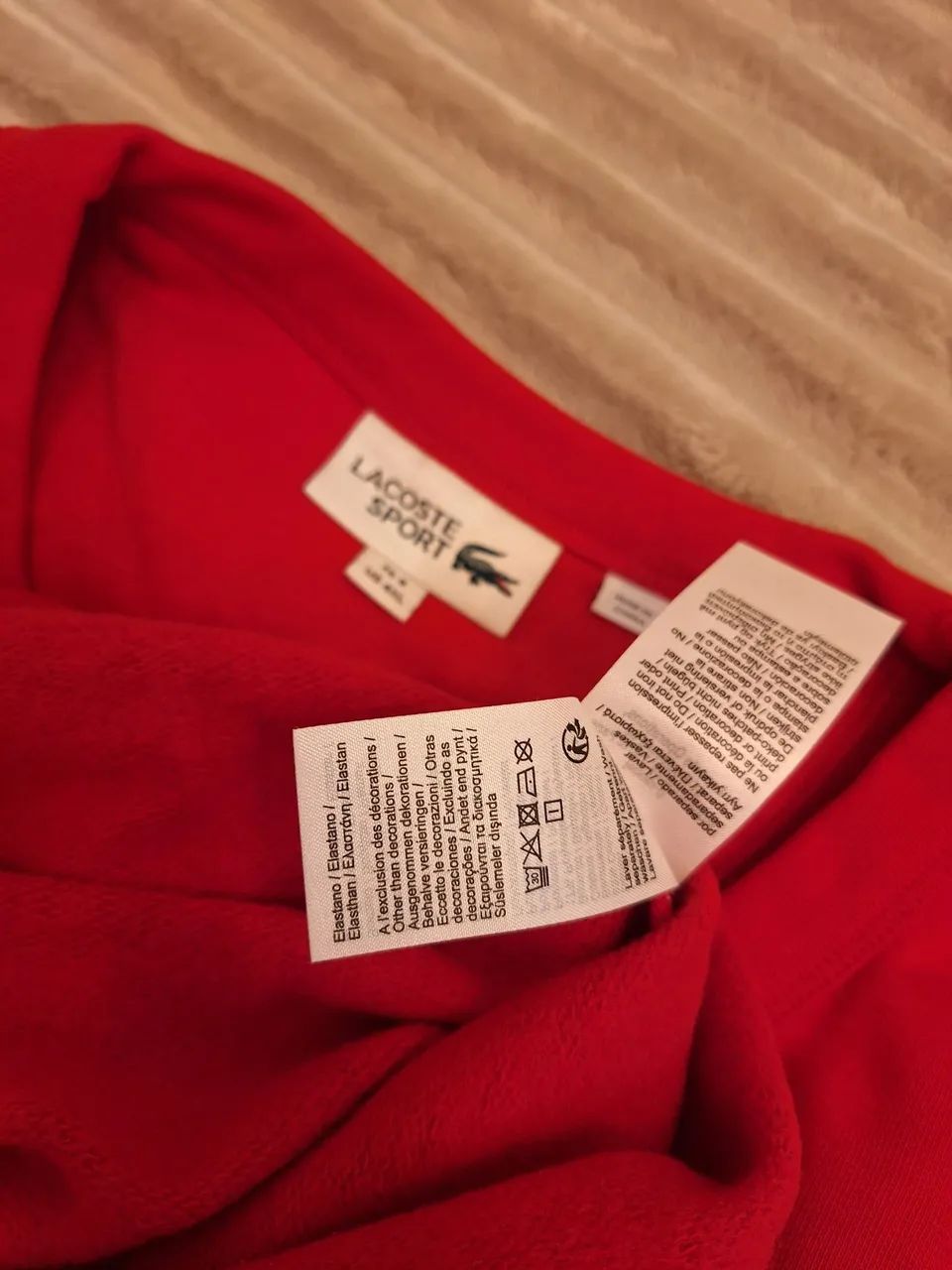 Moletom Lacoste Sport Vermelho com Design Exclusivo - Foto 4