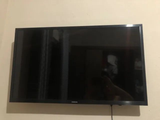 Vendo televisão 