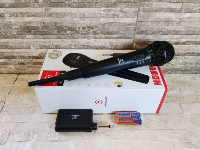 Microfone  Sem Fio Até 30m Som Palestra e Karaokê - Foto 2
