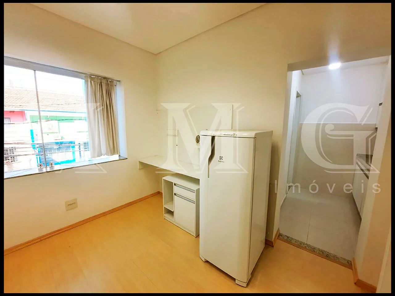 Studio, mobiliado, cozinha com armário, tipo americana, ótimo - Foto 3