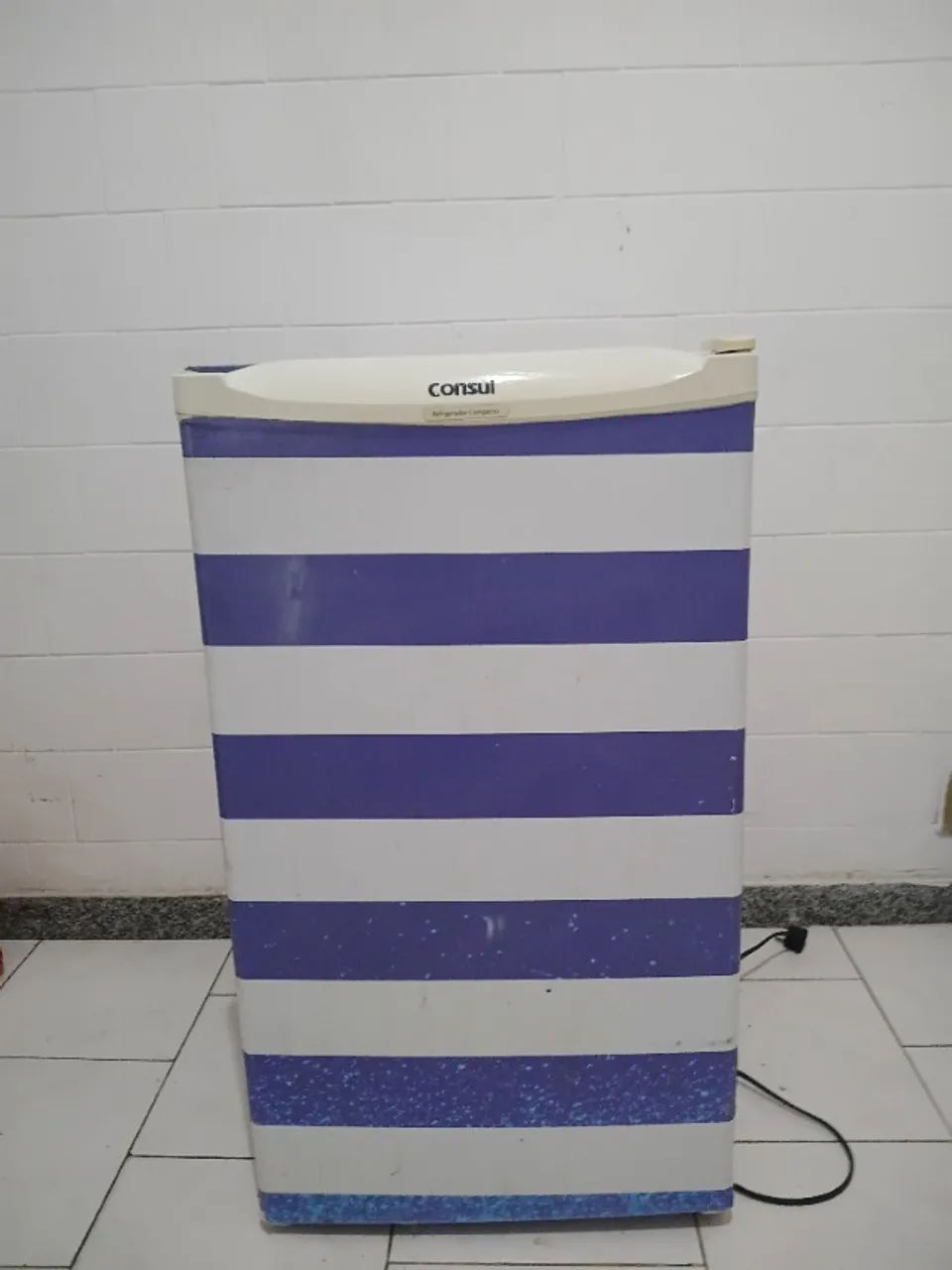 Refrigerador compacto Consul