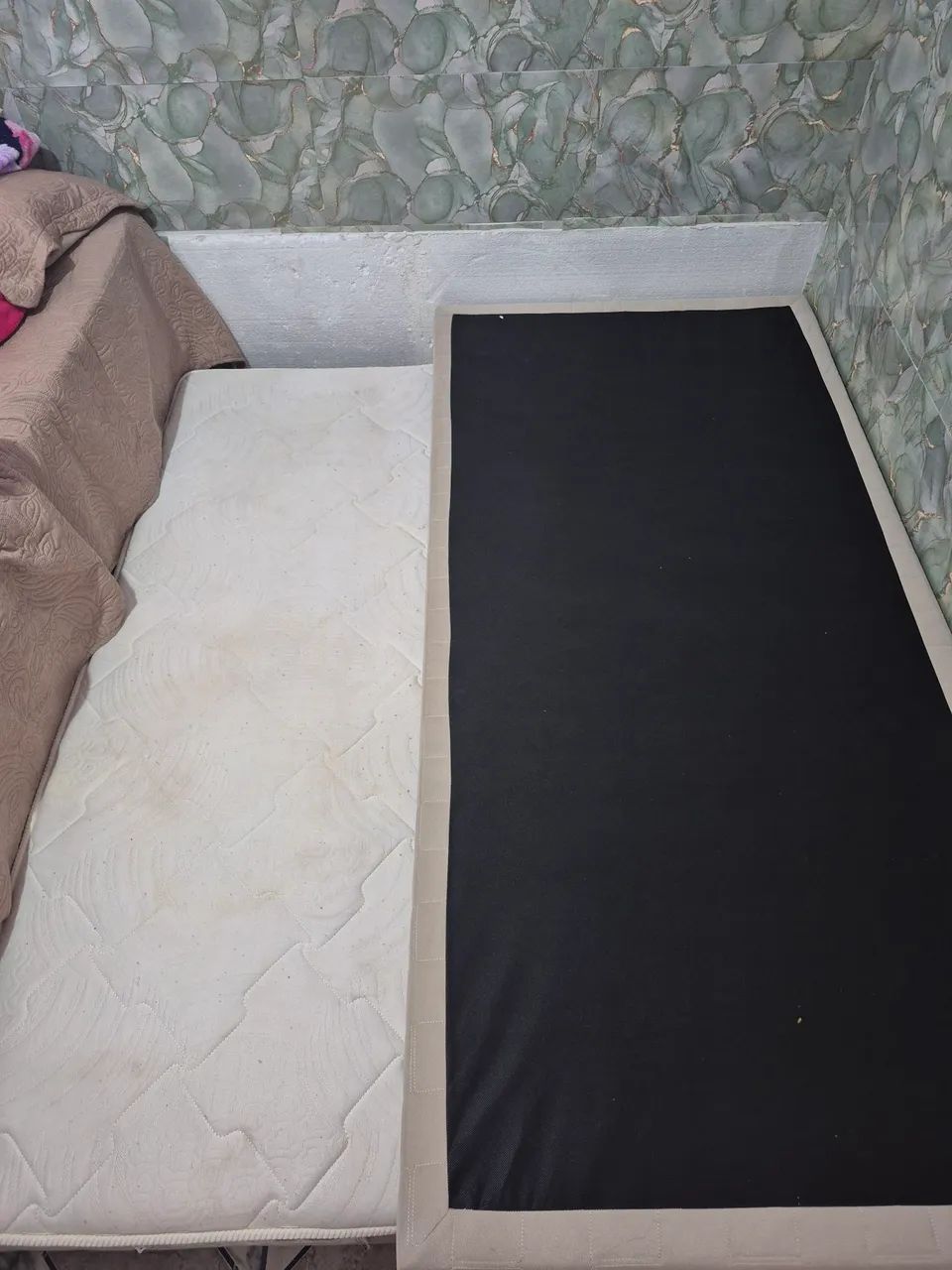 Vende-se cama de casal com base baú ir uma base de solteiro com auxiliar  - Foto 5