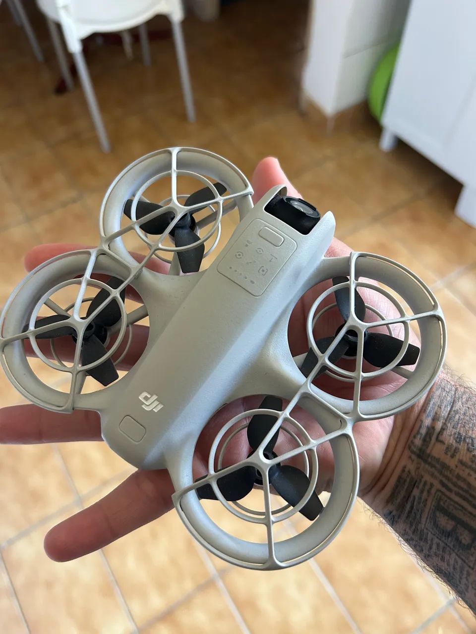 Drone DJI NEO - Em excelente estado - - Foto 2
