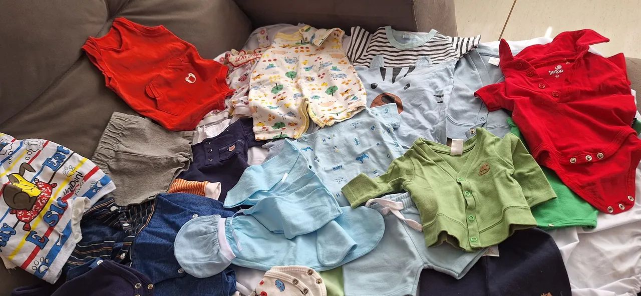 Lote de roupas de bebê  - Foto 5