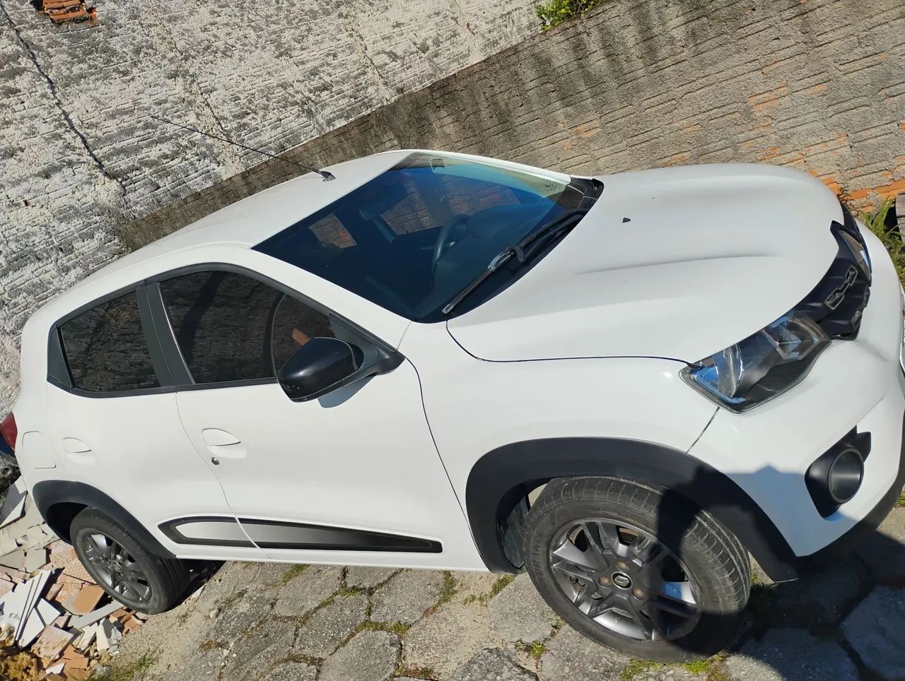 Renault Kwid Intense 1.0 Flex 12V 5P Mec. 2018 - Foto 2
