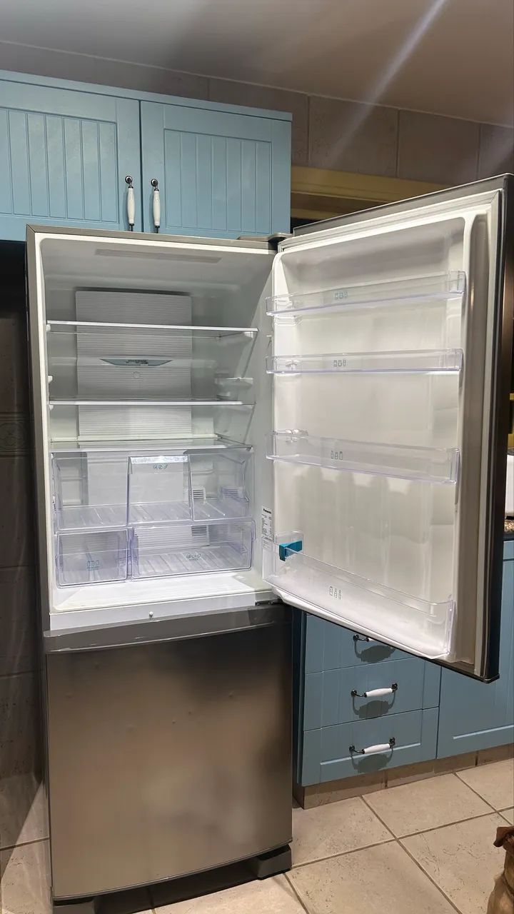 Vendo geladeira com defeito - Foto 3