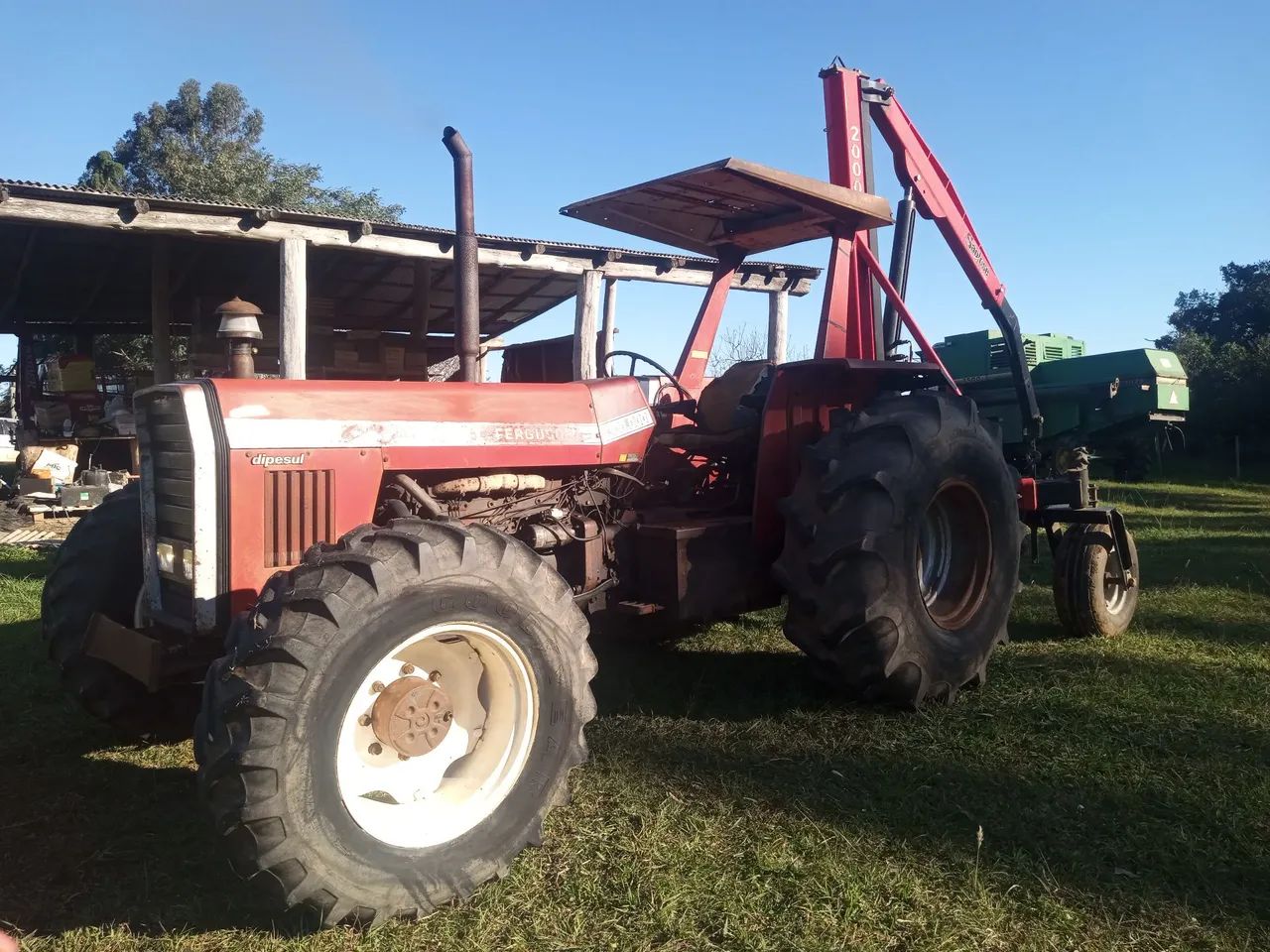 Trator MF 295 4x4