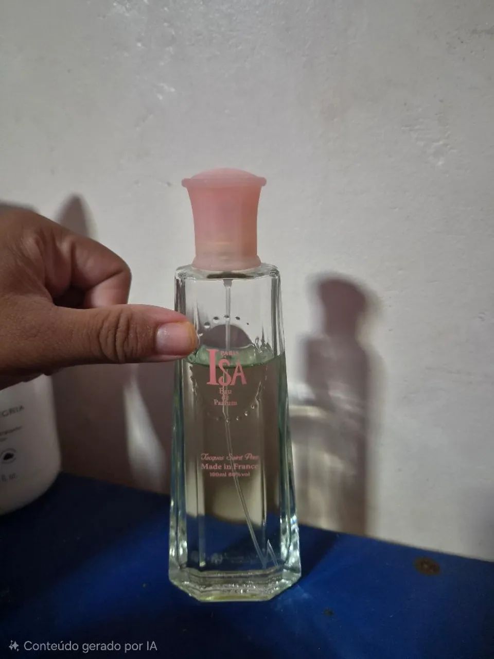 Vendo perfume Isa usado