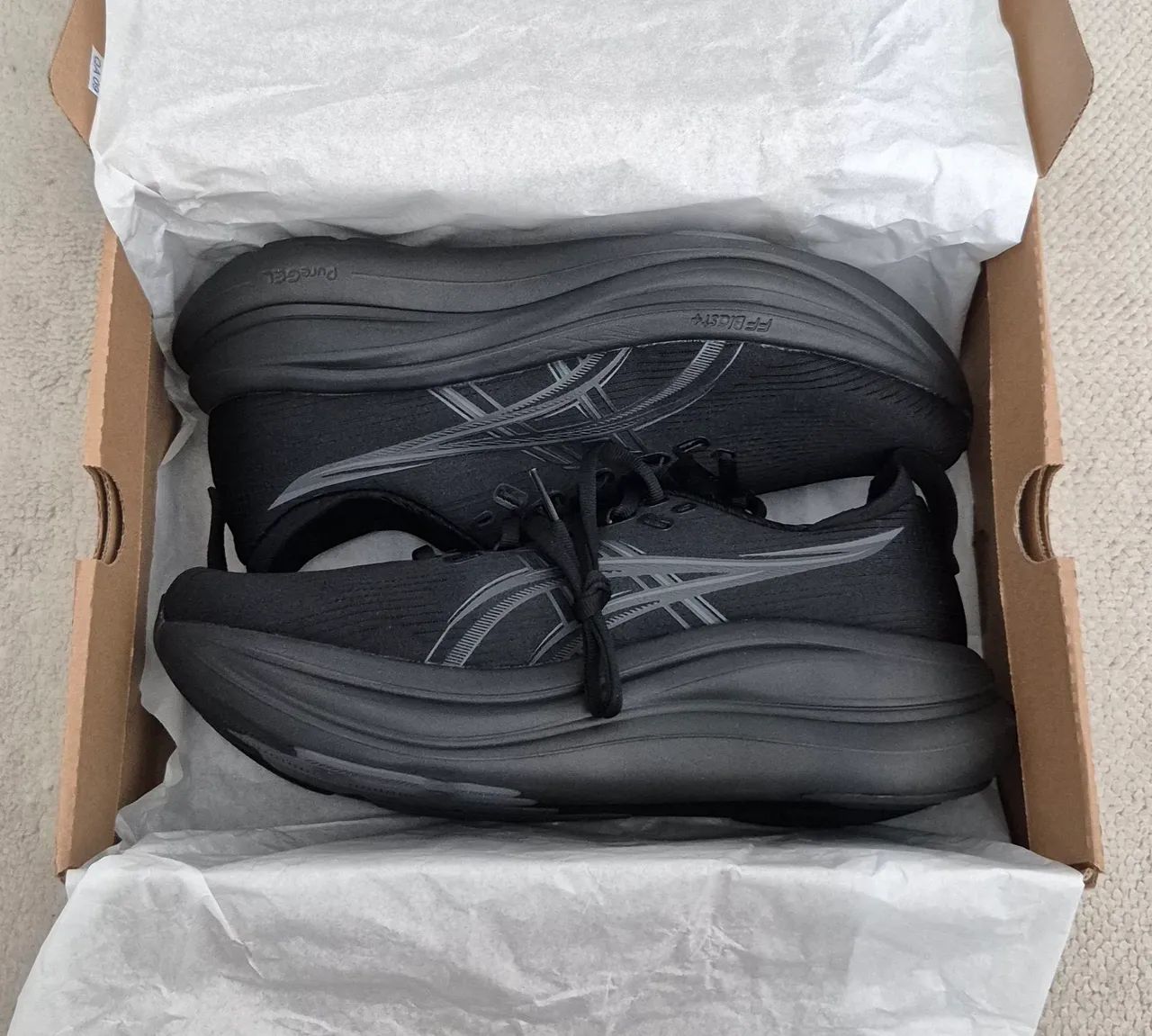 Asics nimbus 28 preto - Foto 5