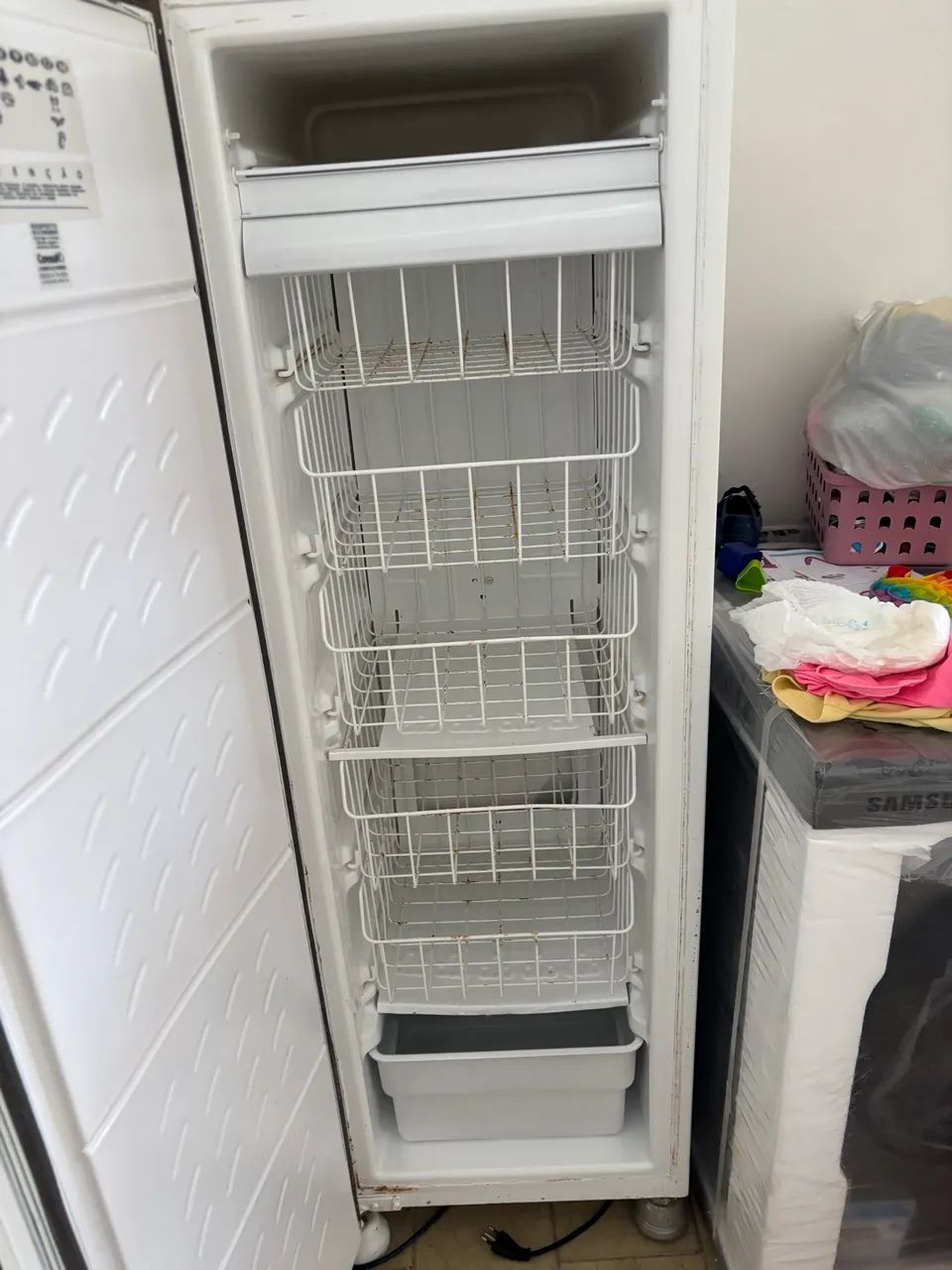 Freezer vertical 