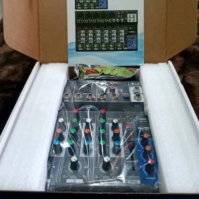 Mesas de Som 4 Canais 48v+ Usb/type C - Foto 2