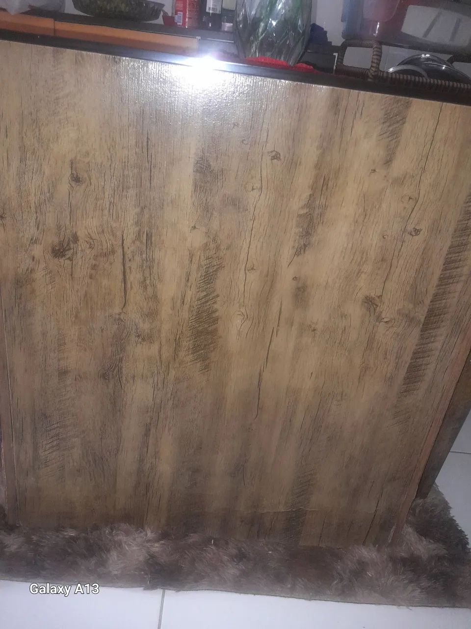 Table with 4 chairs65704316318722123