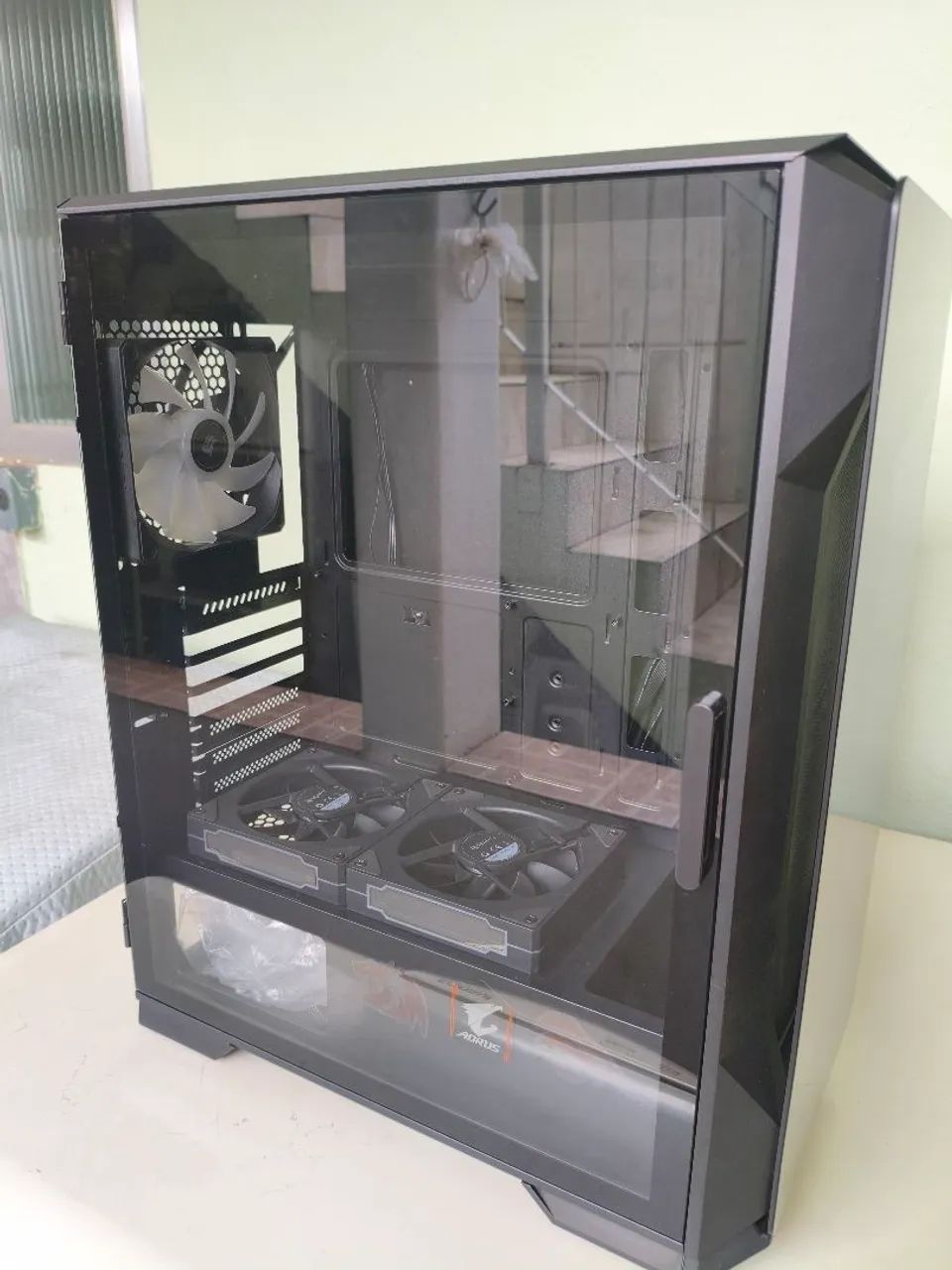 Gabinete Pichau Pouter 3