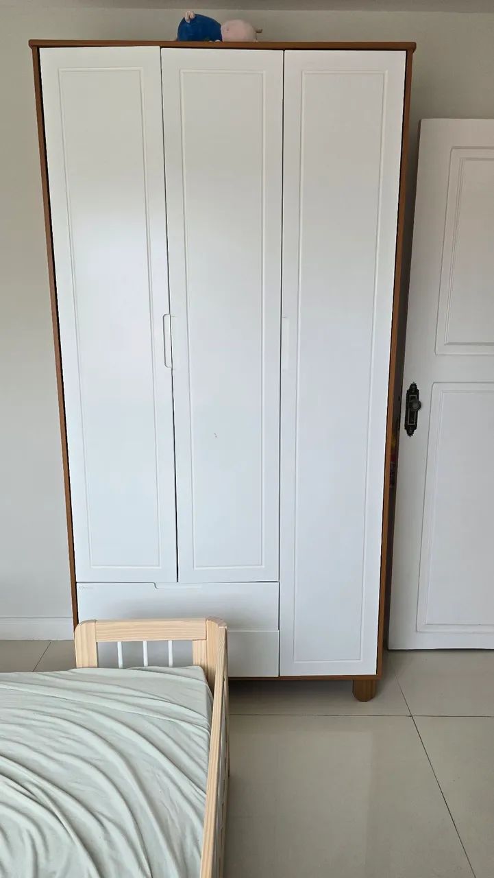 Guarda roupa infantil, 6 meses de uso e excelente estado 