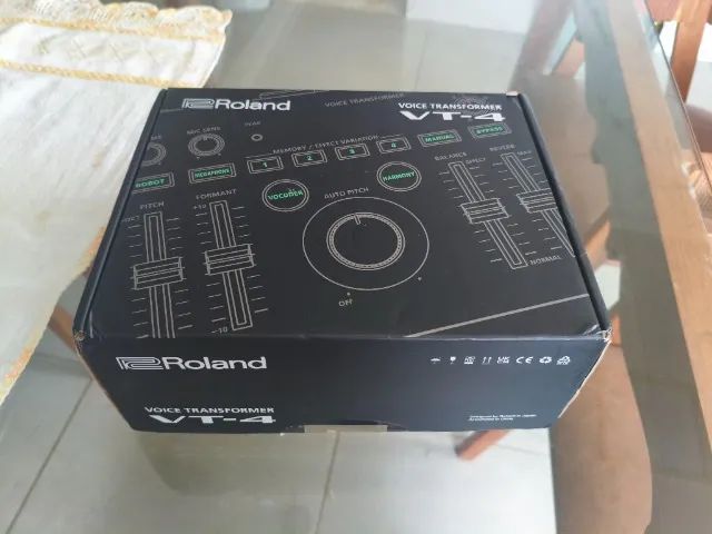 Roland Vt4 Voice Transformer Com Entrada Usb E Midi Novo