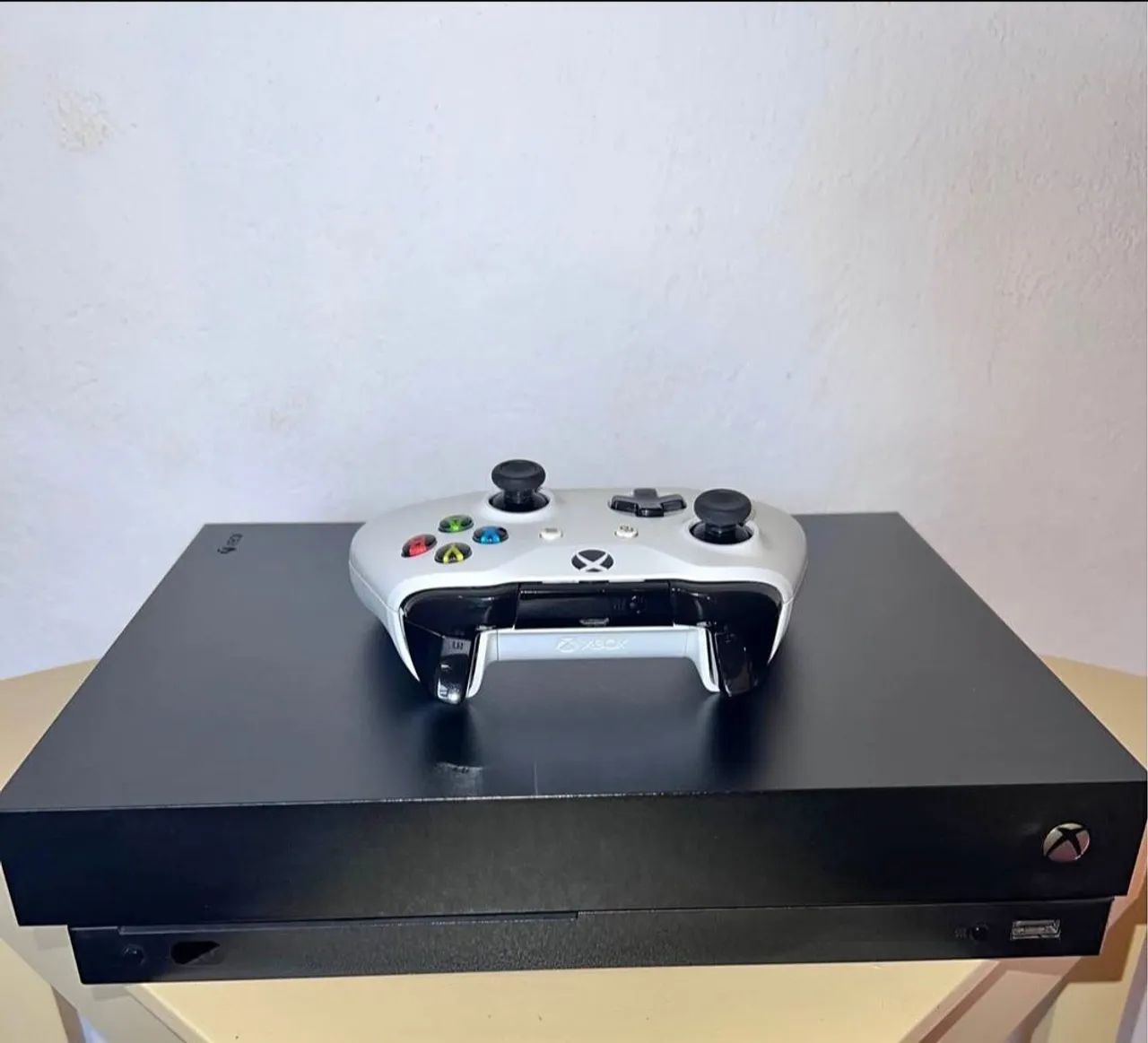 Xbox One X 