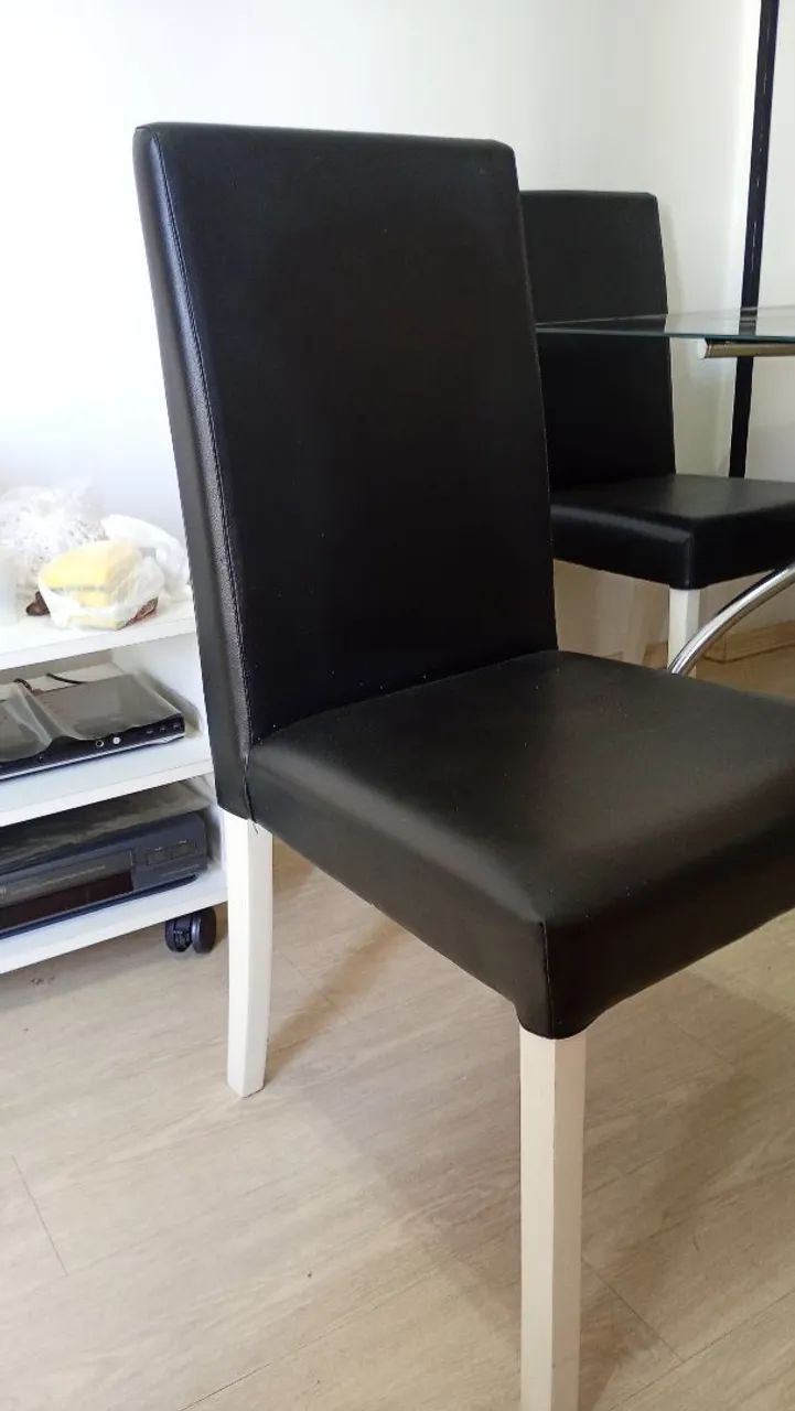 Mesa de Jantar 4 Cadeiras - Urgente - Foto 3