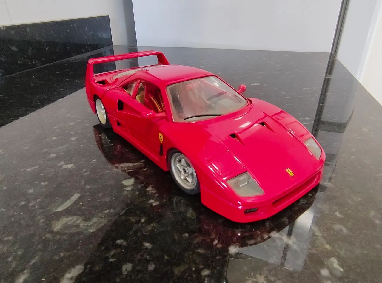 Ferrari F40 Burago 1/18 - Foto 2