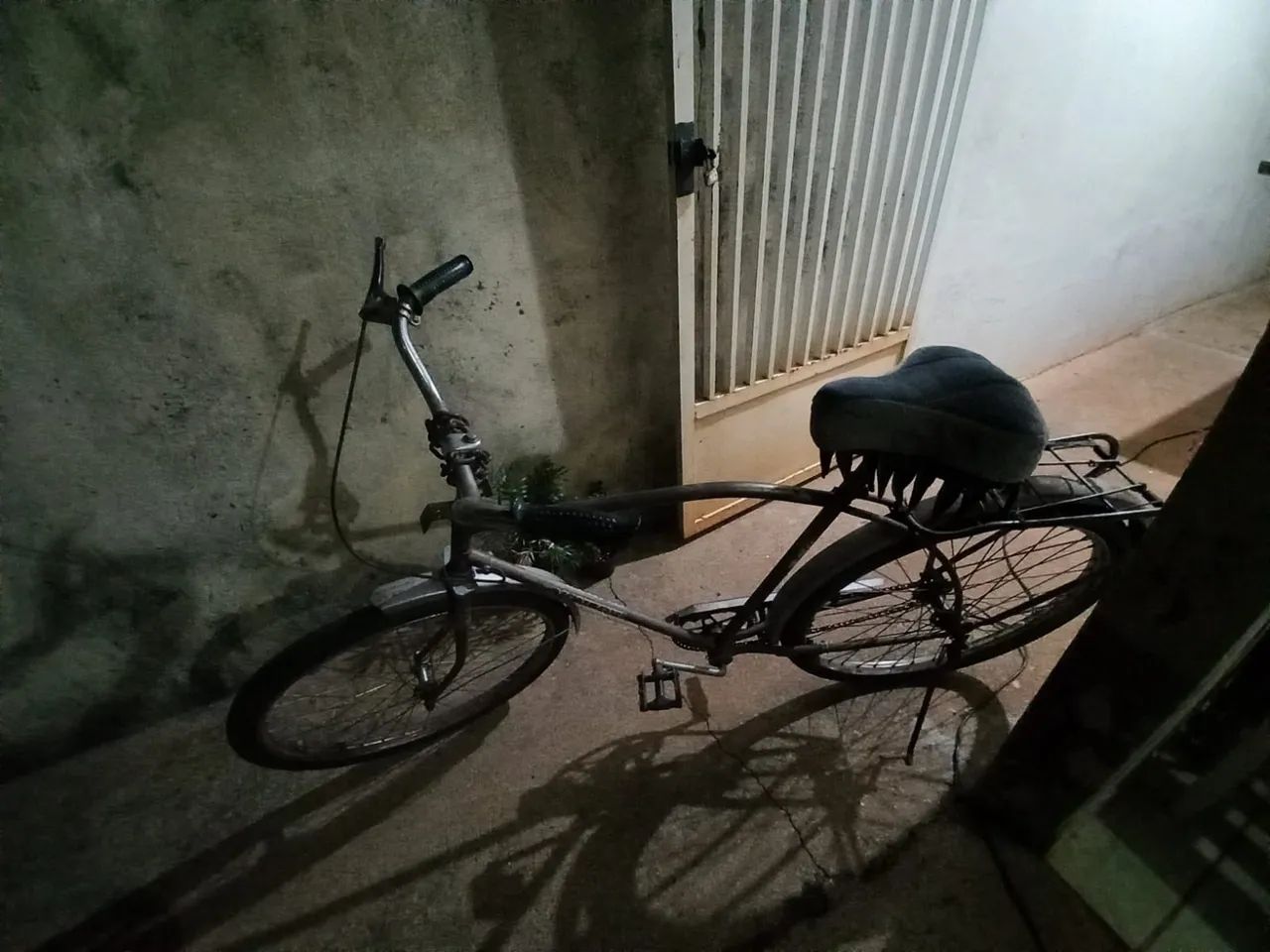 Bicicleta Monark dos anos 80. - Foto 2