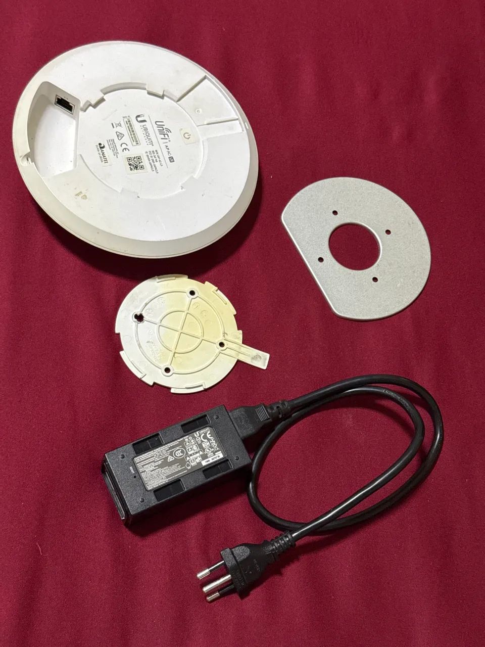 Unifi AC LR65690766753665121