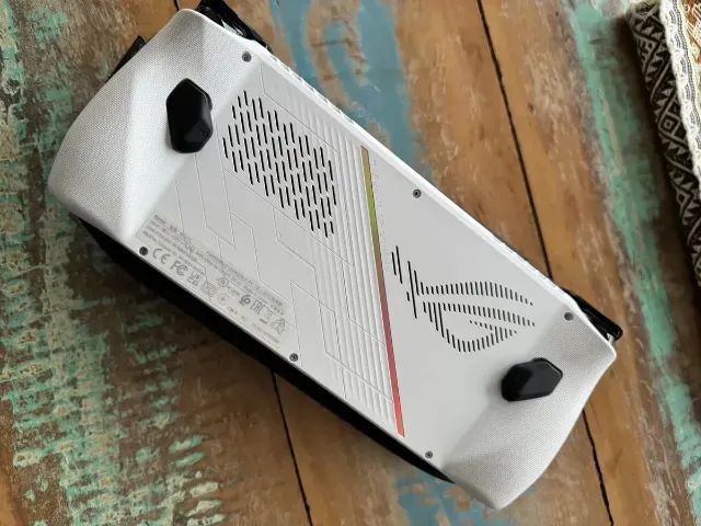 Rog Ally Z1 Extreme - Foto 5