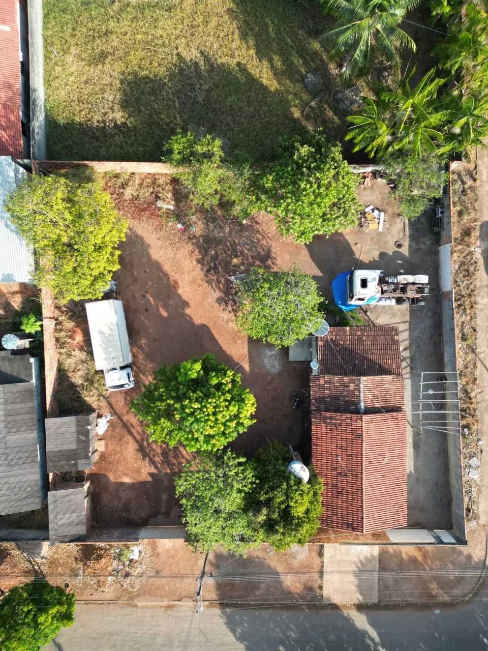 Casa em 2 lote 30x30 - Foto 5