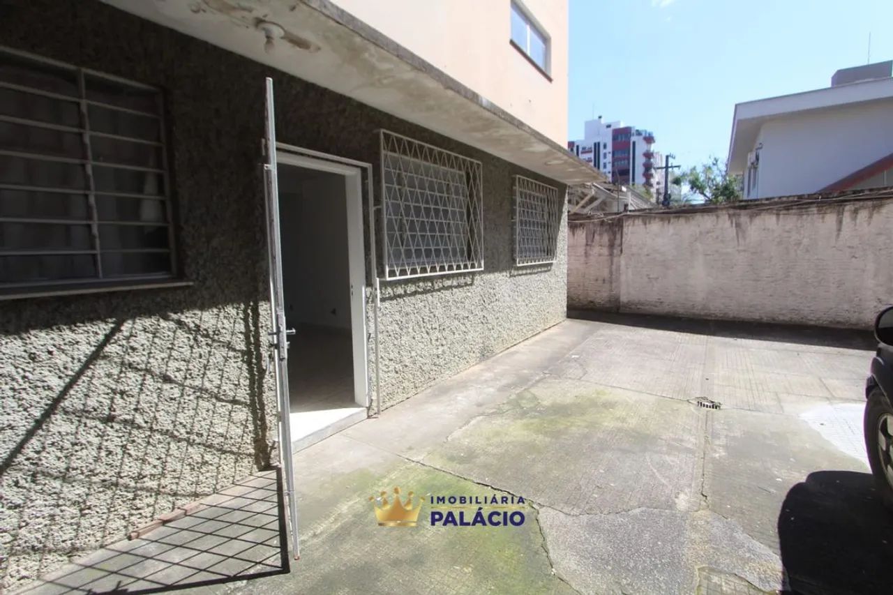 Kitnet no Centro de Joinville: praticidade e localização privilegiada - Foto 2