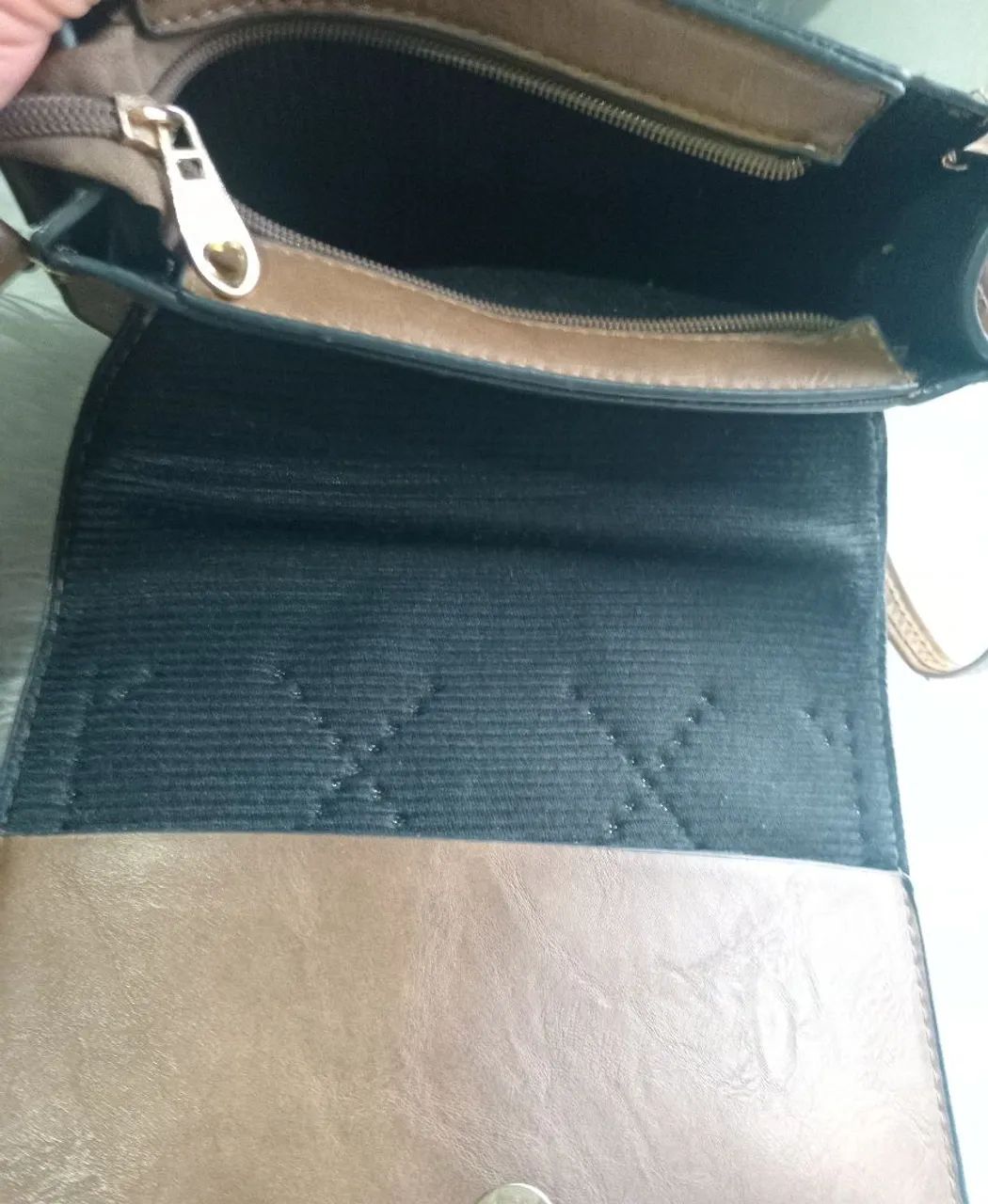 Bolsa transversal marrom  - Foto 4