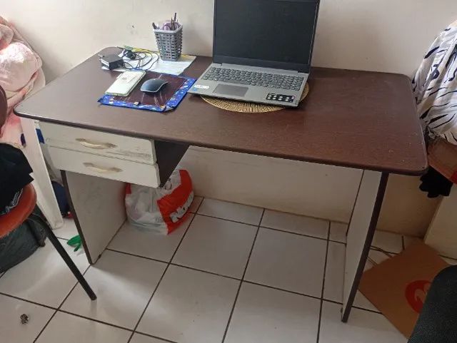 Mesa de escritório 
