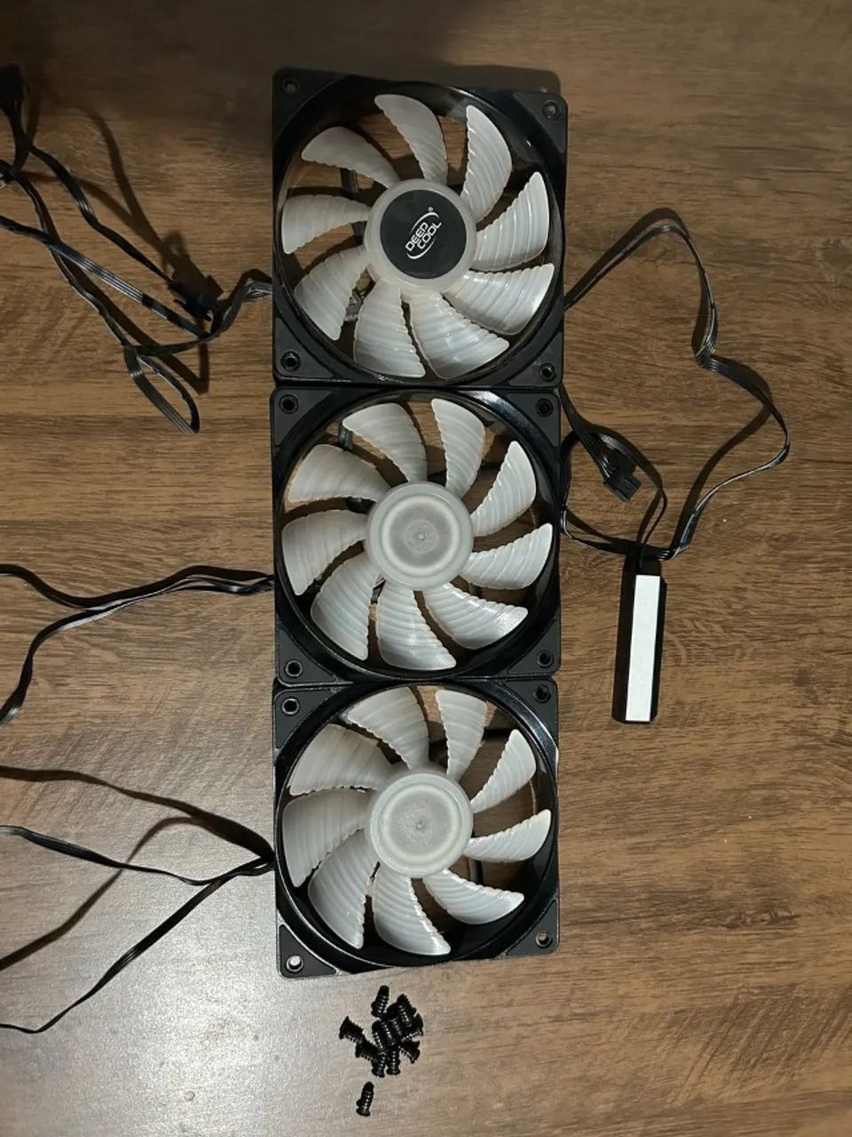 Vendo 3 Fan Deepcool RF120 usada - Foto 3