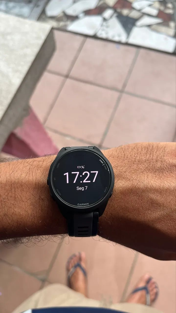 Garmin Forerunner 165 - Excelente Estado e GPS Integrado