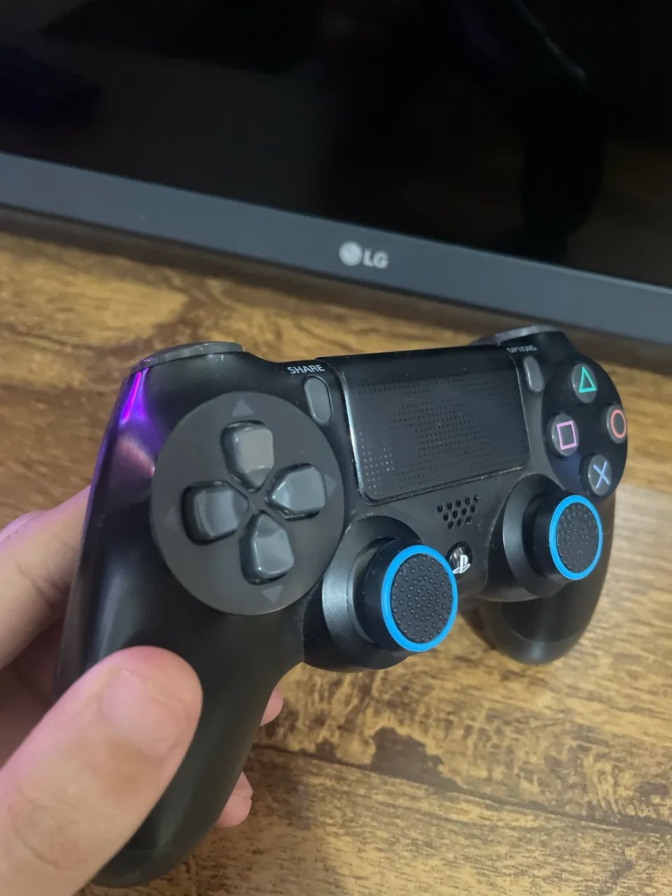 Controle de PS4 Conservado  - Foto 3