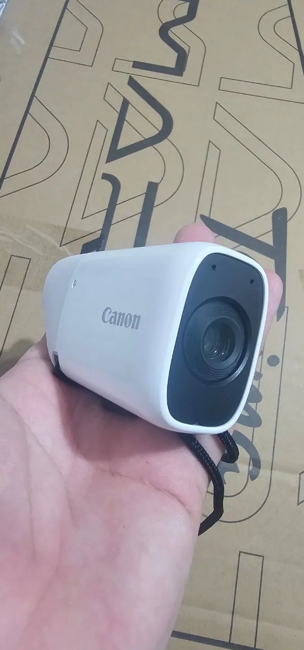 Canon PowerShot ZOOM