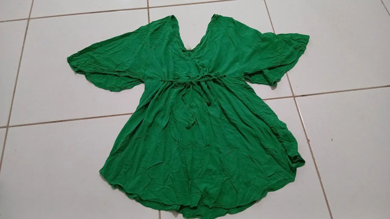 Lote Roupas femininas