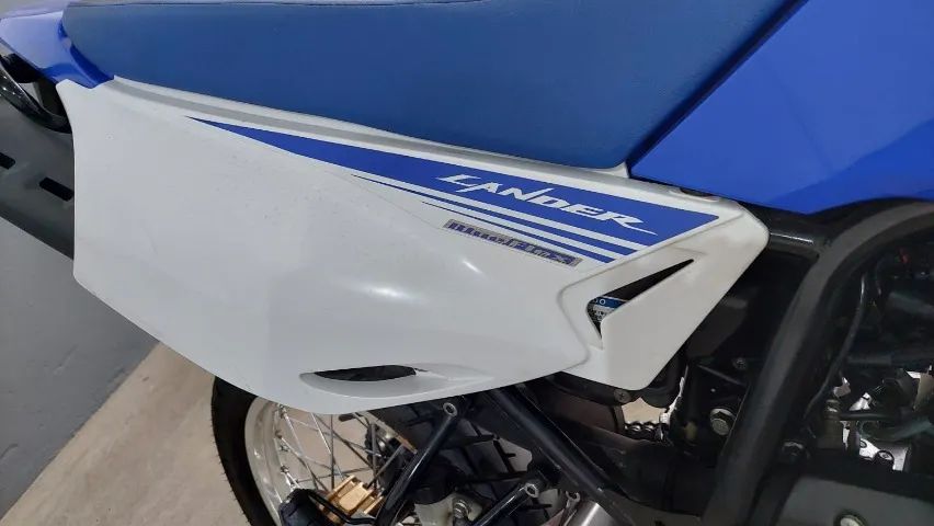 XTZ 250 Lander 2017 - Foto 3