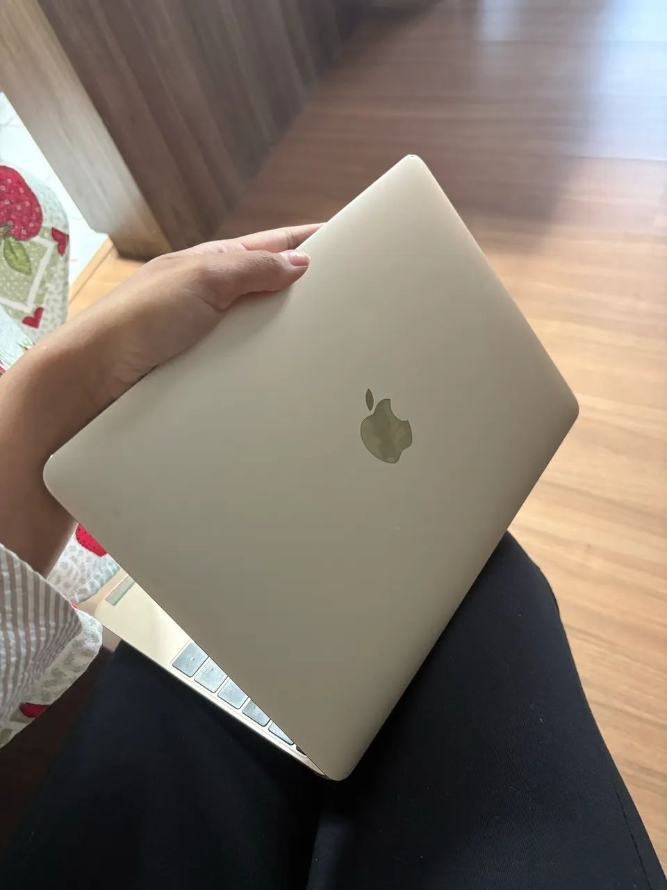     MacBook Retina 2015 8GB + SSD 512GB  - Foto 2