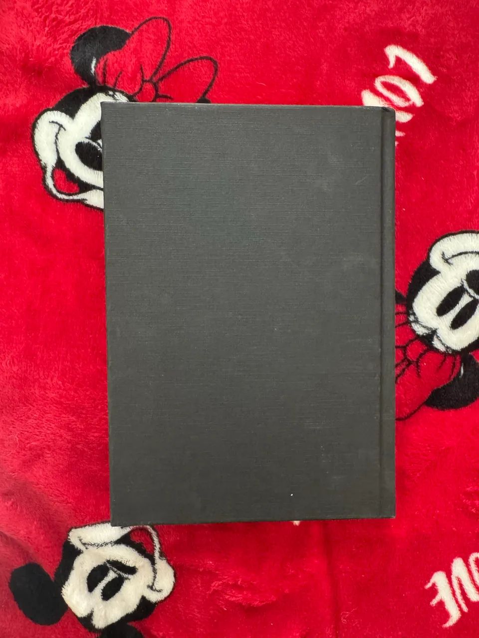 Livro harry potter e a criança amaldiçoada  - Foto 2