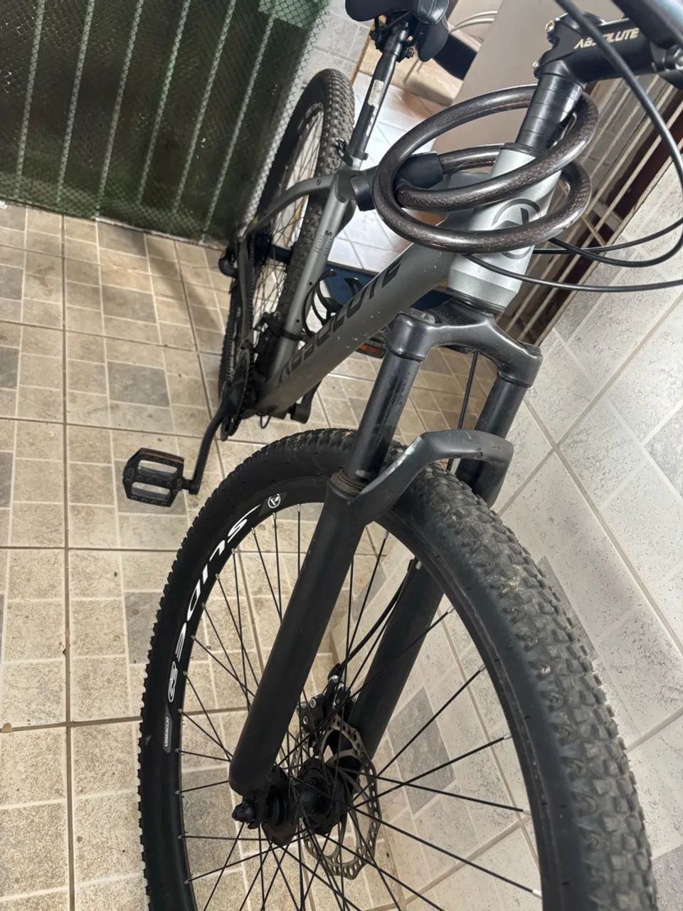 BIKE ABSOLUTE ARO 29 CINZA  - Foto 2